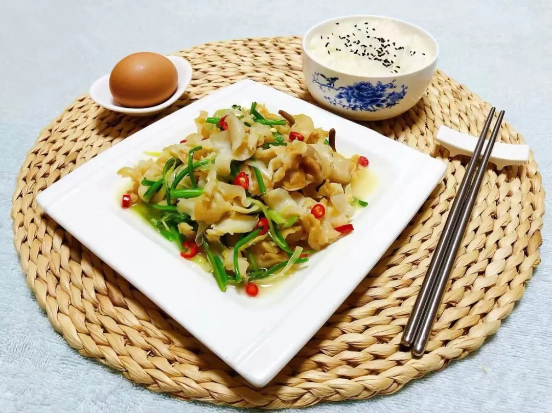 【蔥爆海螺片】做法|味道鮮美，營養充足，快試試動手制作吧